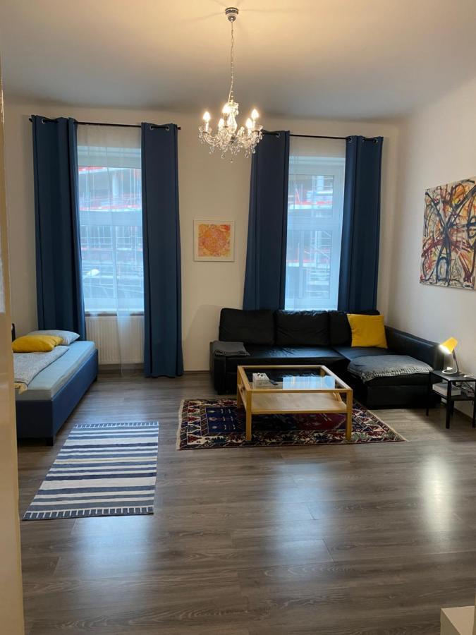 Nice Apartment Between Schoenbrunn And Karlsplatz Wien Exterior foto